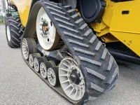 New Holland CR Macdon FD140 515kW thumbnail