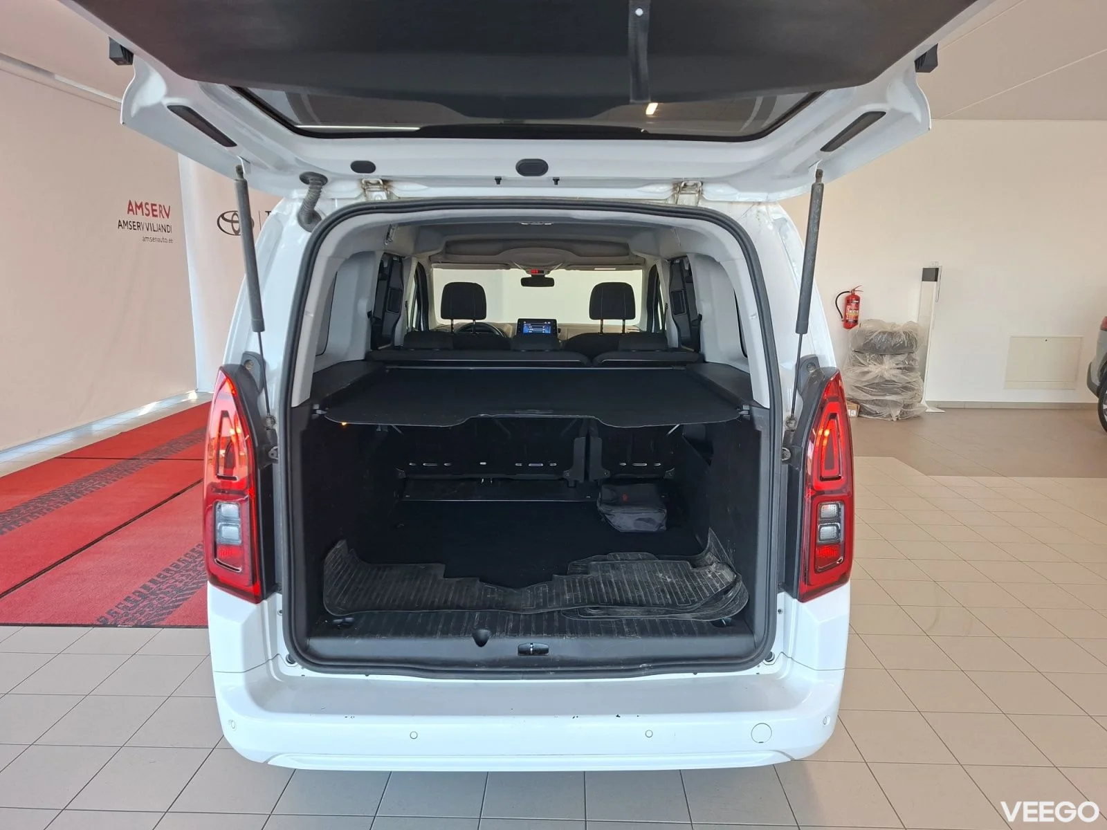 Toyota Proace City Shutle Long Double side door 1.5 96kW
