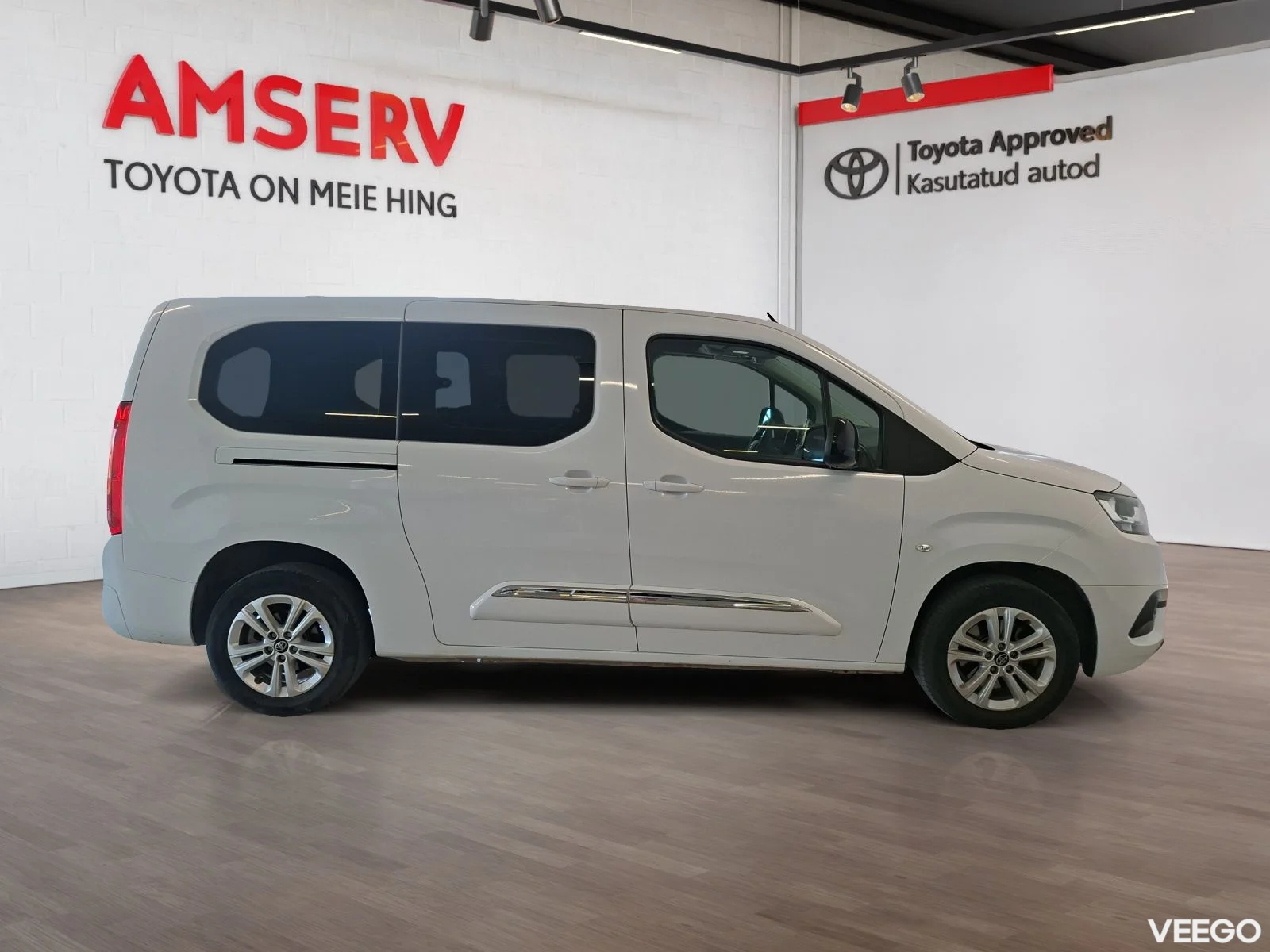 Toyota Proace City Shutle Long Double side door 1.5 96kW