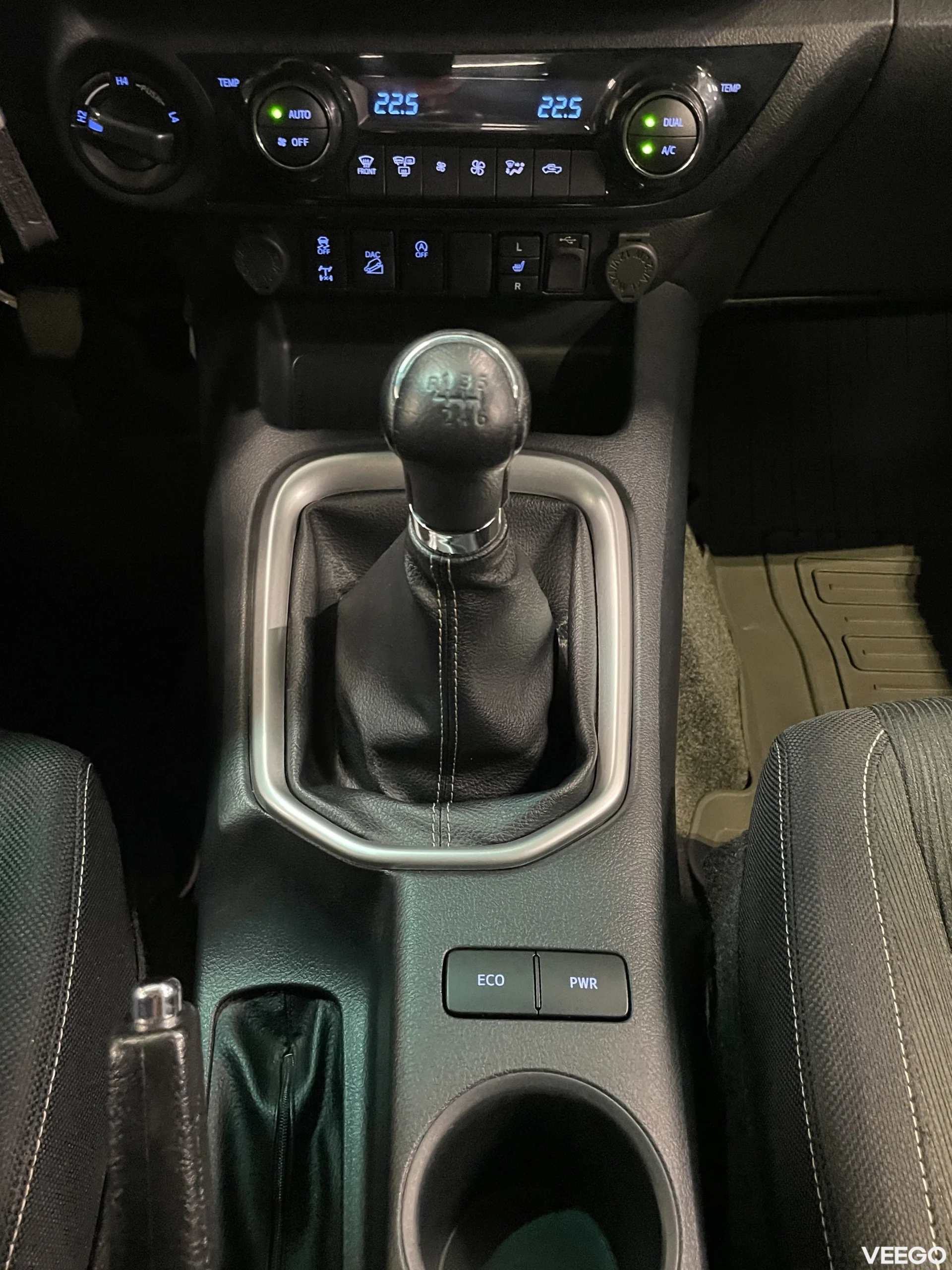 Toyota Hilux Active 2.4 110kW