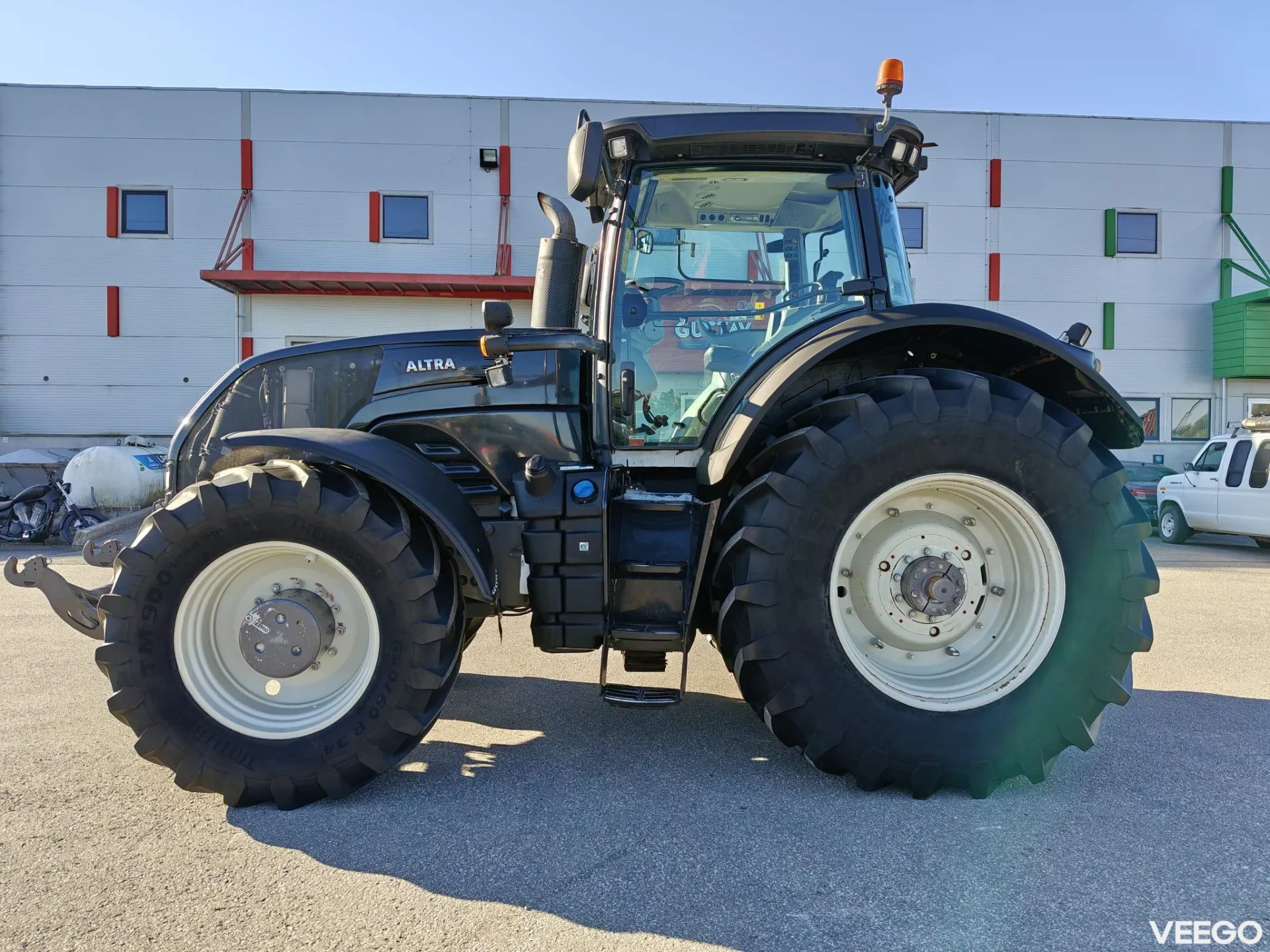 Valtra S353 262kW