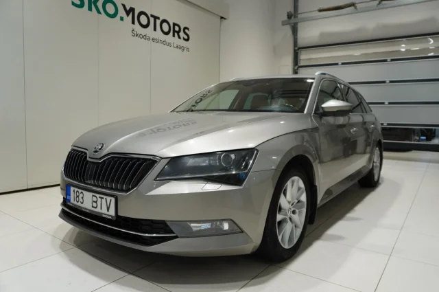 Image of Skoda Superb COMBI ELEGENCE 1.8 132kW