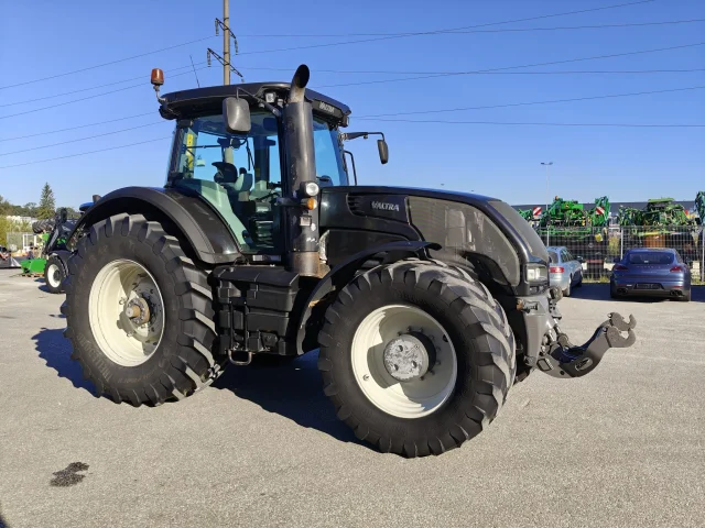Image of Valtra S353 262kW