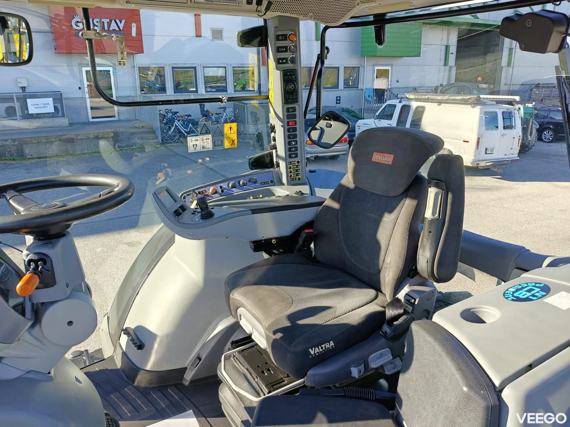 Valtra S353 262kW