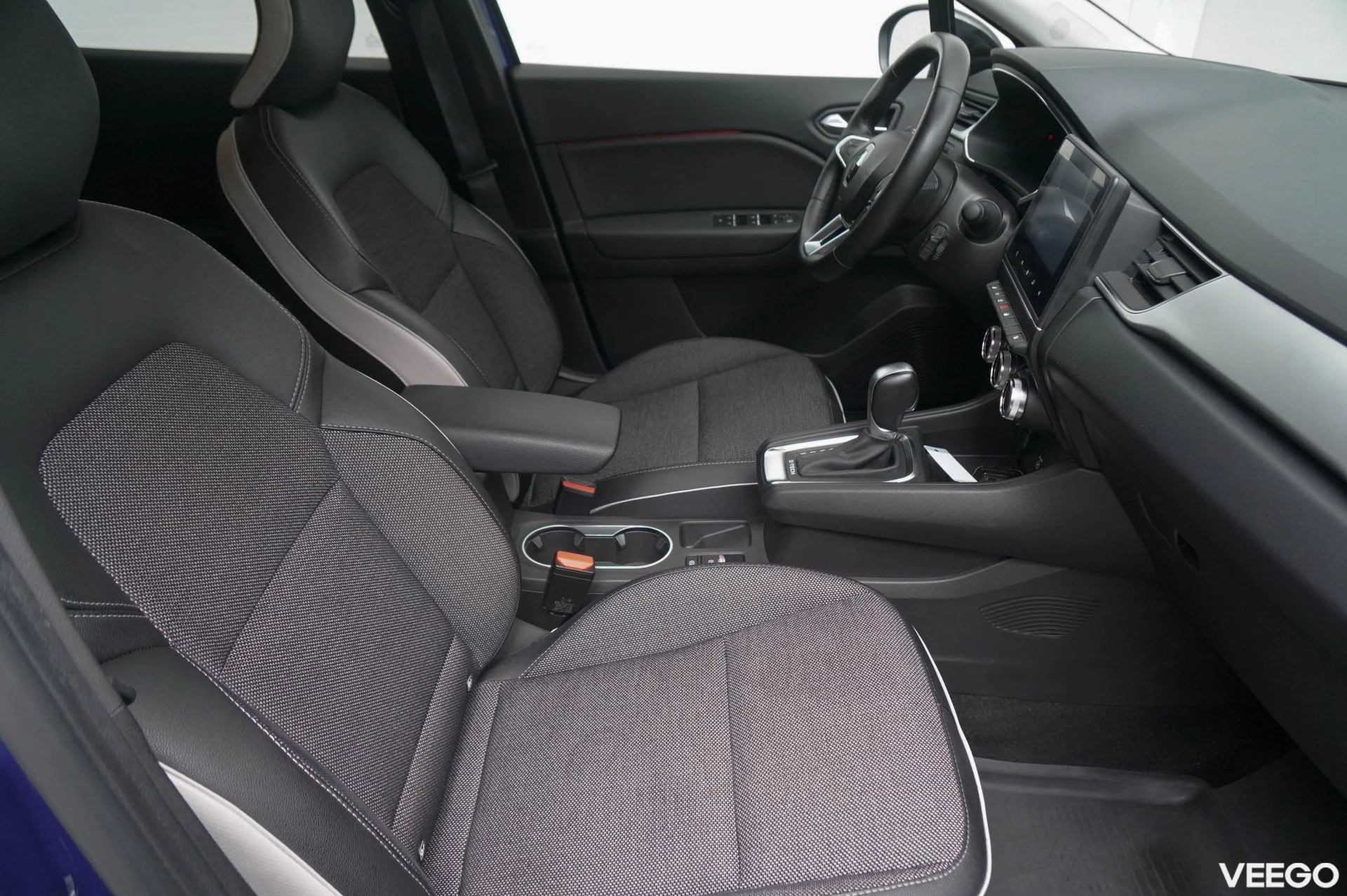 Renault Captur TECHNO E-TECH PLUG-IN HYBRID 1.6 68kW