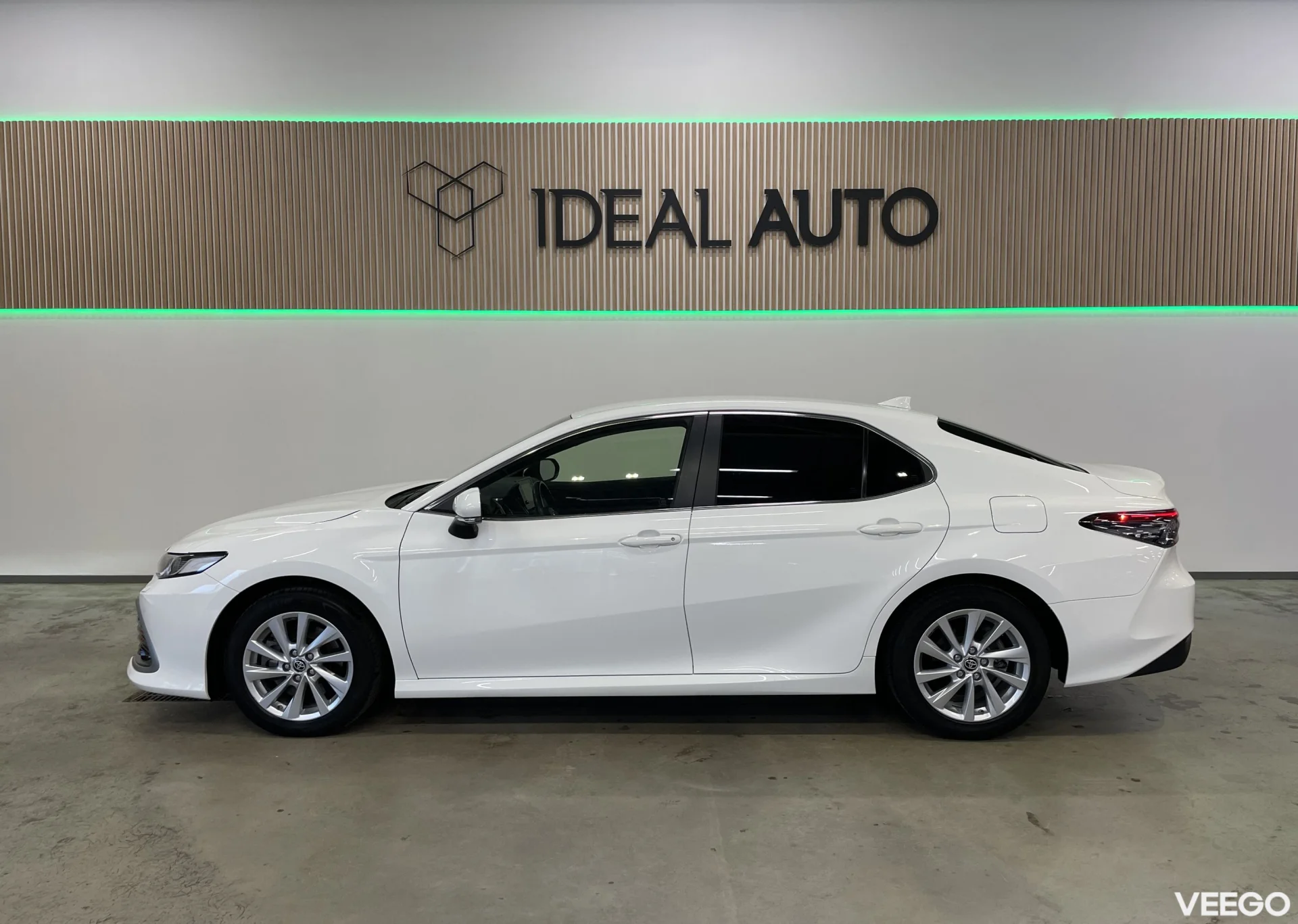 Toyota Camry - 2.5 131kW