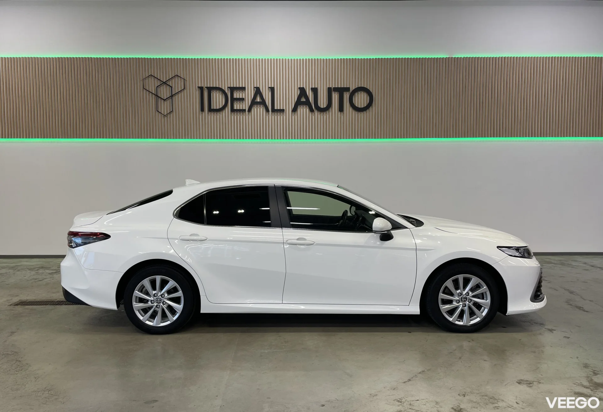 Toyota Camry - 2.5 131kW
