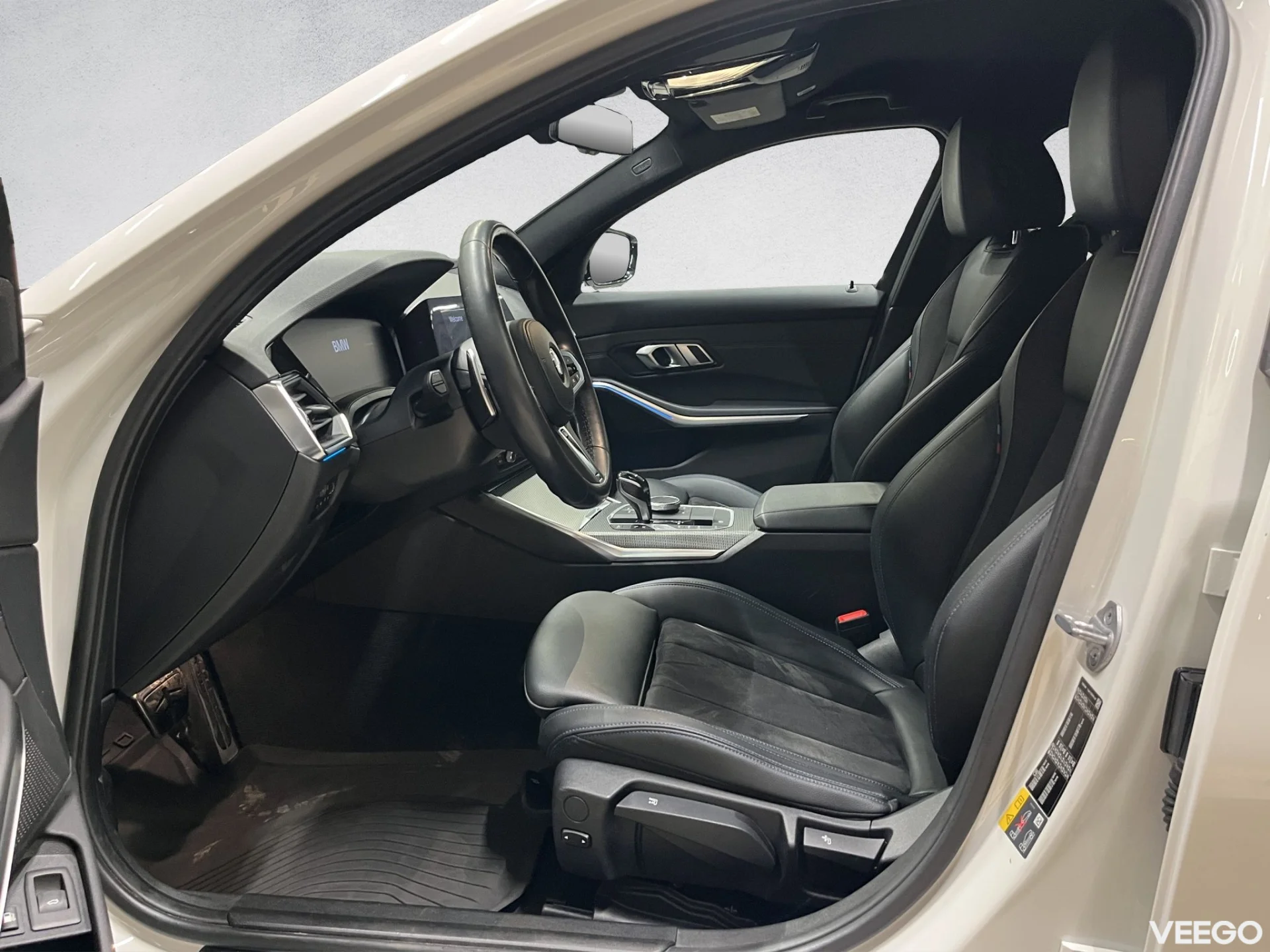 BMW 330 Touring M-Sportpakett 135kW