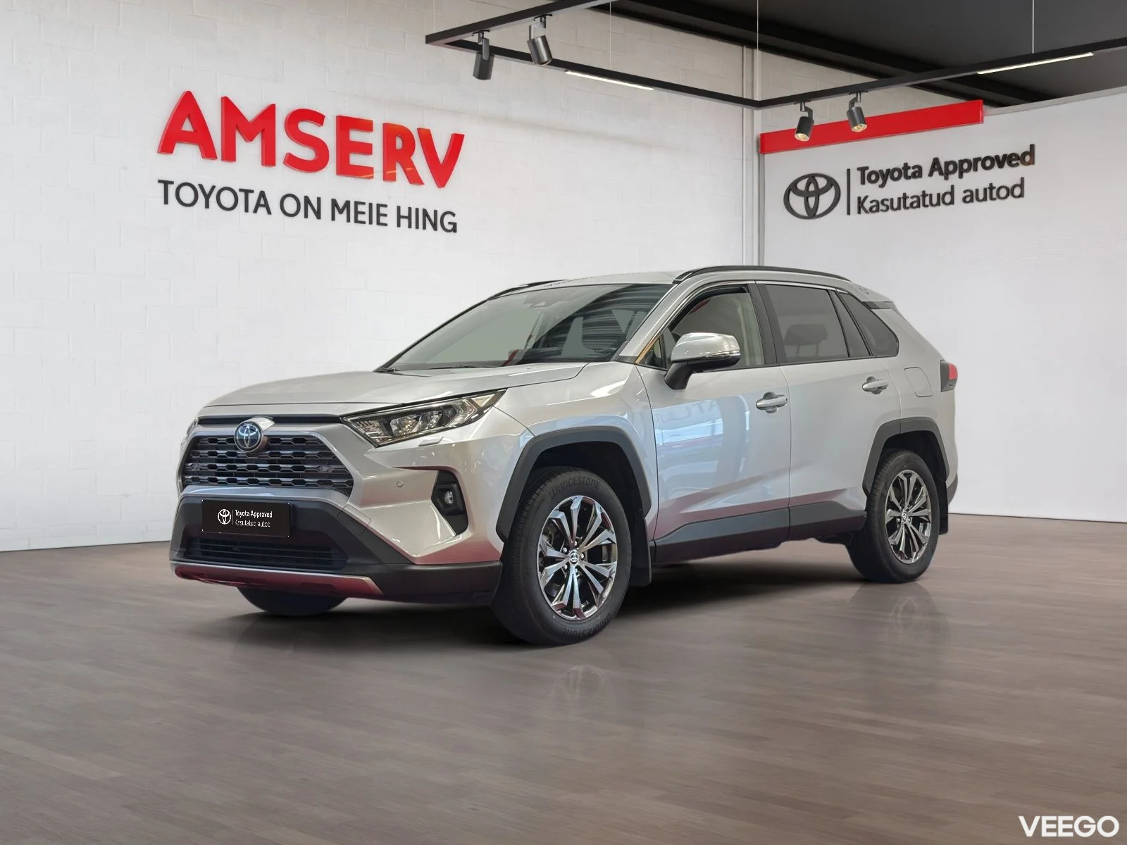 Toyota RAV4 Luxury Limited 2.5 131kW