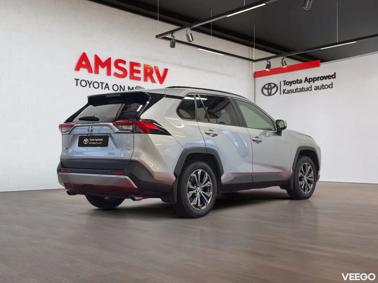 Toyota RAV4 Luxury Limited 2.5 131kW