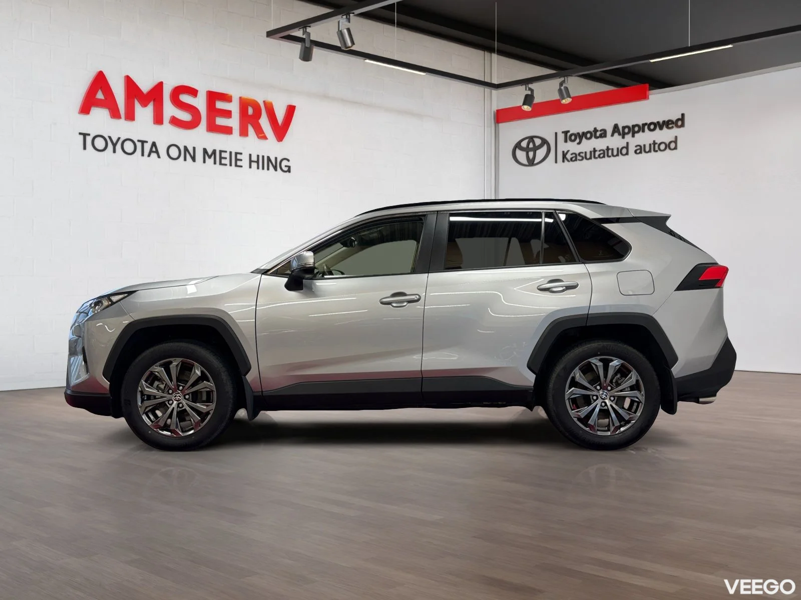Toyota RAV4 Luxury Limited 2.5 131kW