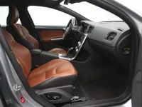 Volvo V60 2 133kW thumbnail