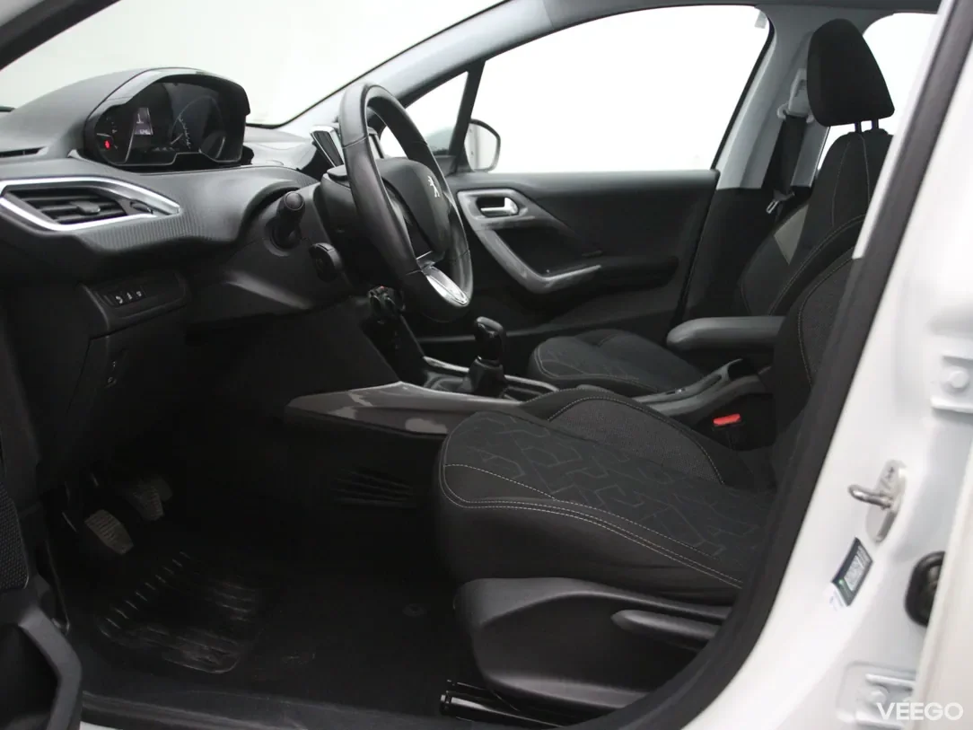 Peugeot 2008 1.2 81kW