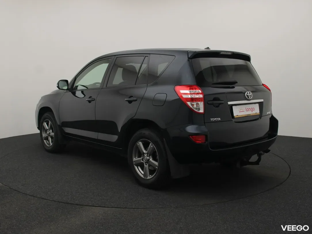 Toyota RAV4 2.2 110kW