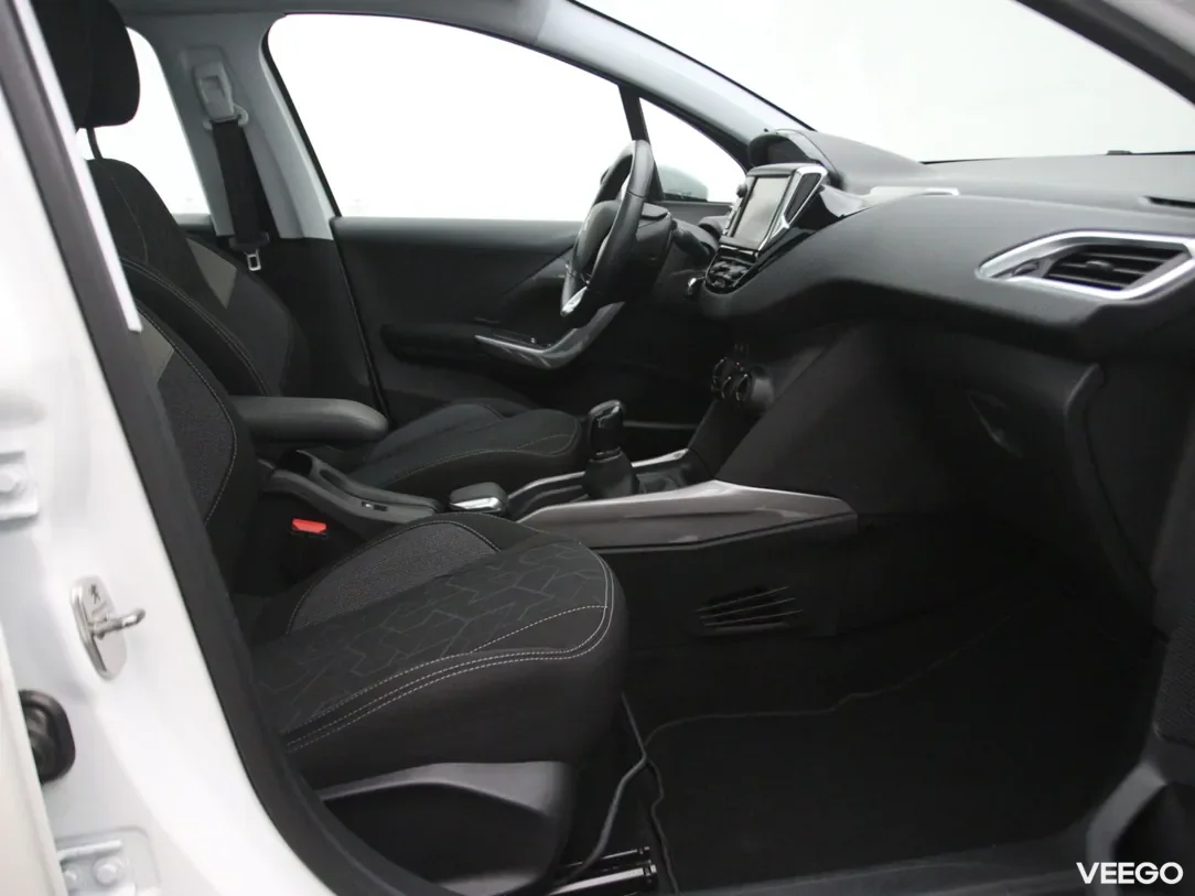 Peugeot 2008 1.2 81kW