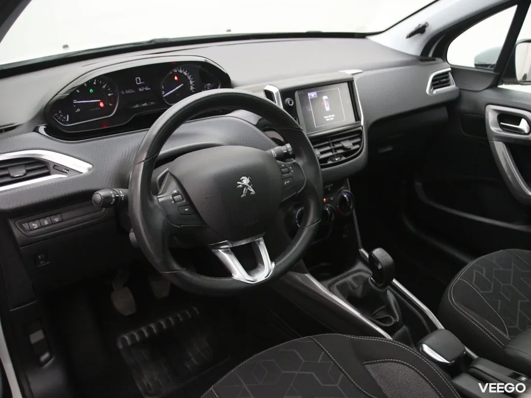 Peugeot 2008 1.2 81kW