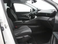 Peugeot 3008 1.2 96kW thumbnail