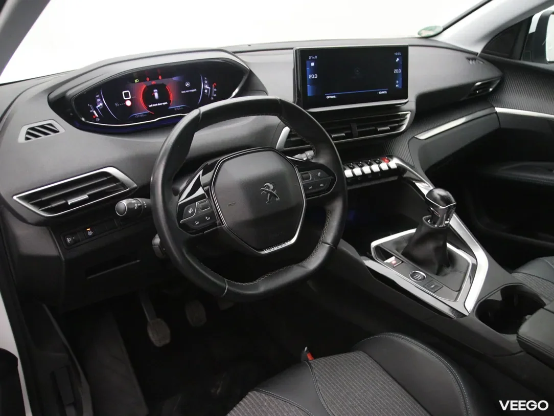 Peugeot 3008 1.2 96kW