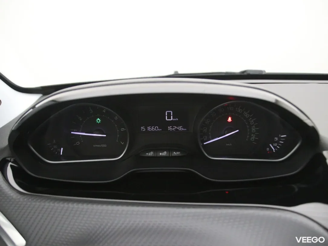 Peugeot 2008 1.2 81kW