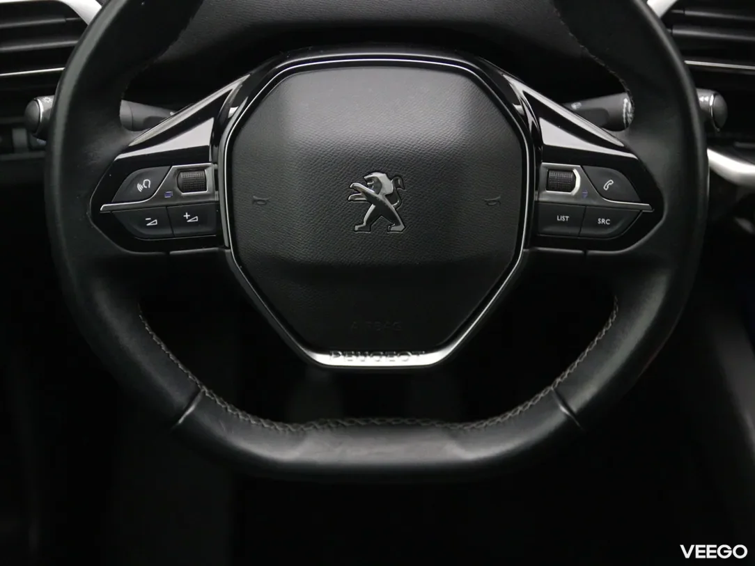 Peugeot 3008 1.2 96kW