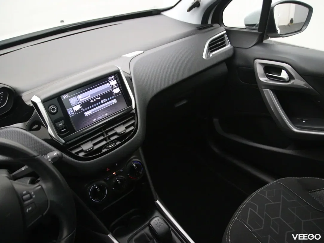 Peugeot 2008 1.2 81kW