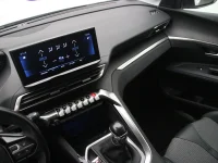 Peugeot 3008 1.2 96kW thumbnail