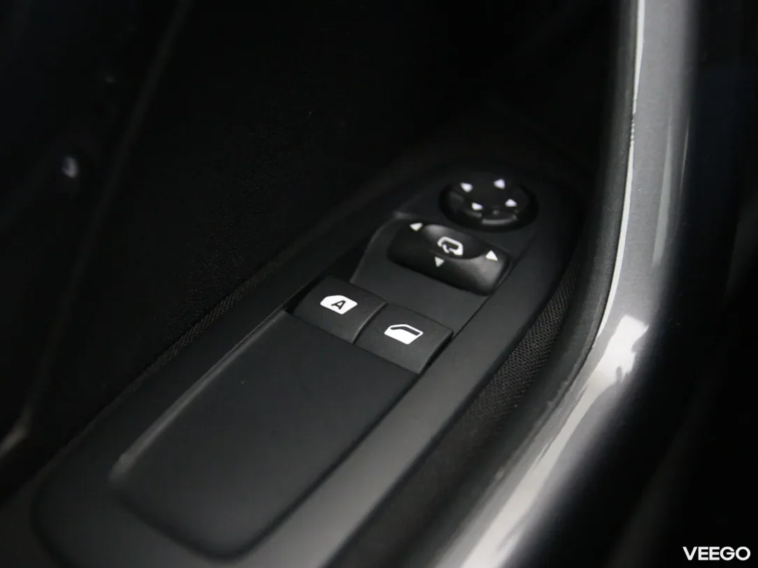 Peugeot 2008 1.2 81kW