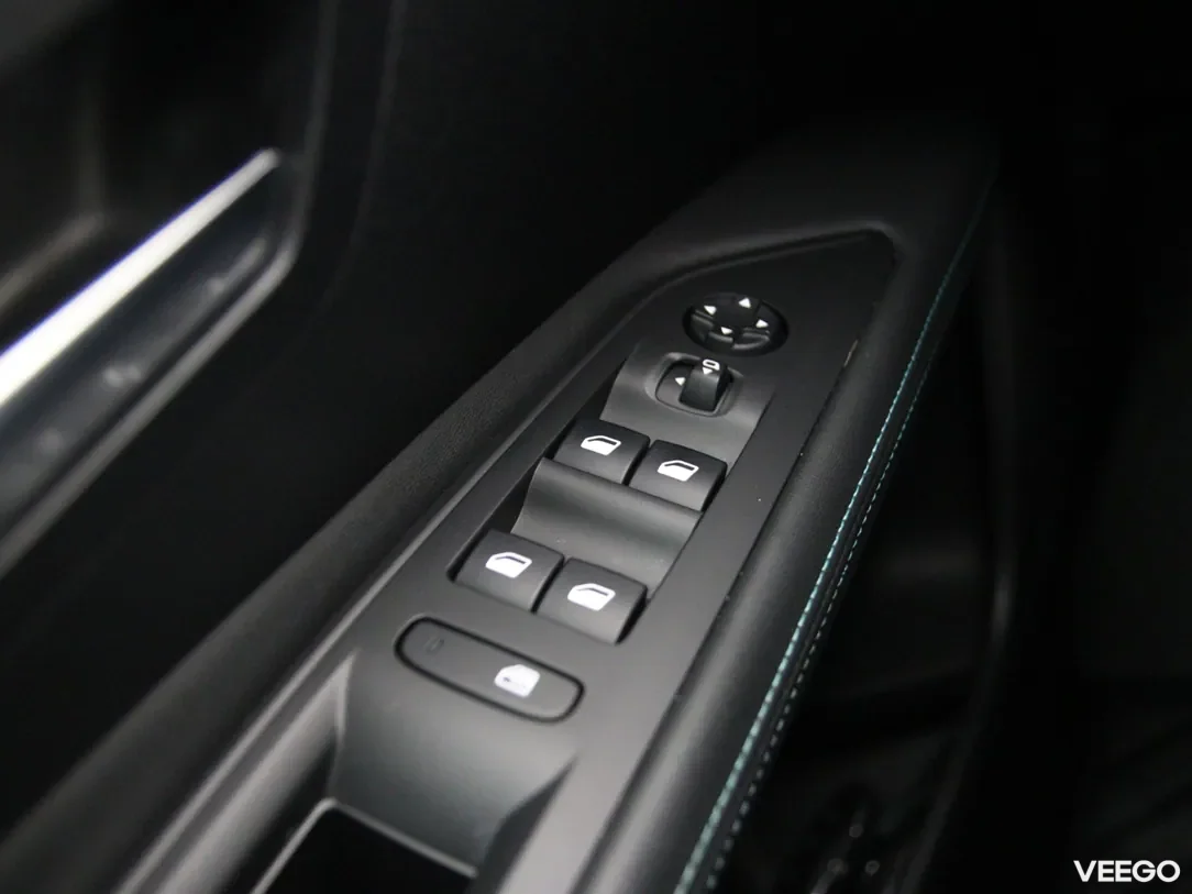 Peugeot 3008 1.2 96kW