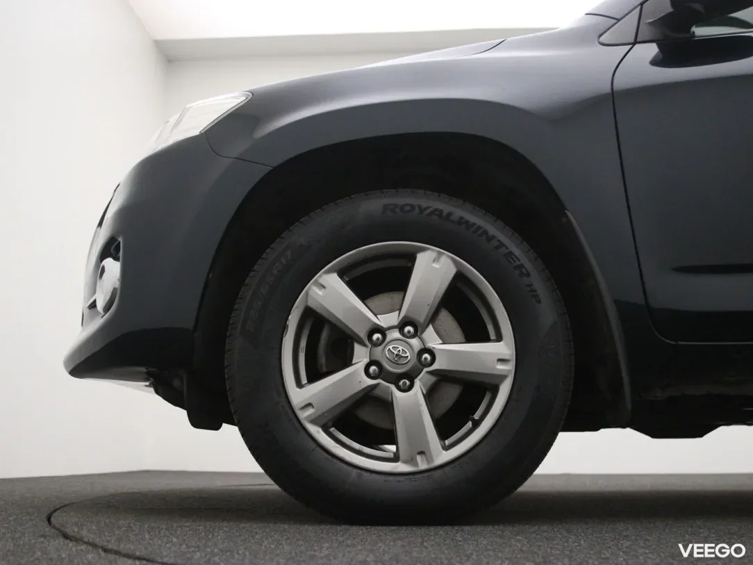 Toyota RAV4 2.2 110kW