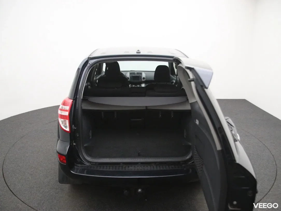 Toyota RAV4 2.2 110kW