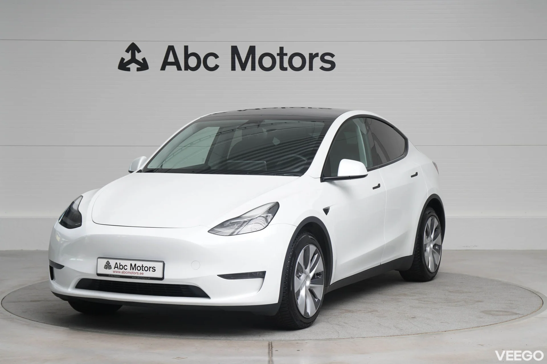 Tesla Model Y LONG RANGE DUAL MOTOR AWD 378kW