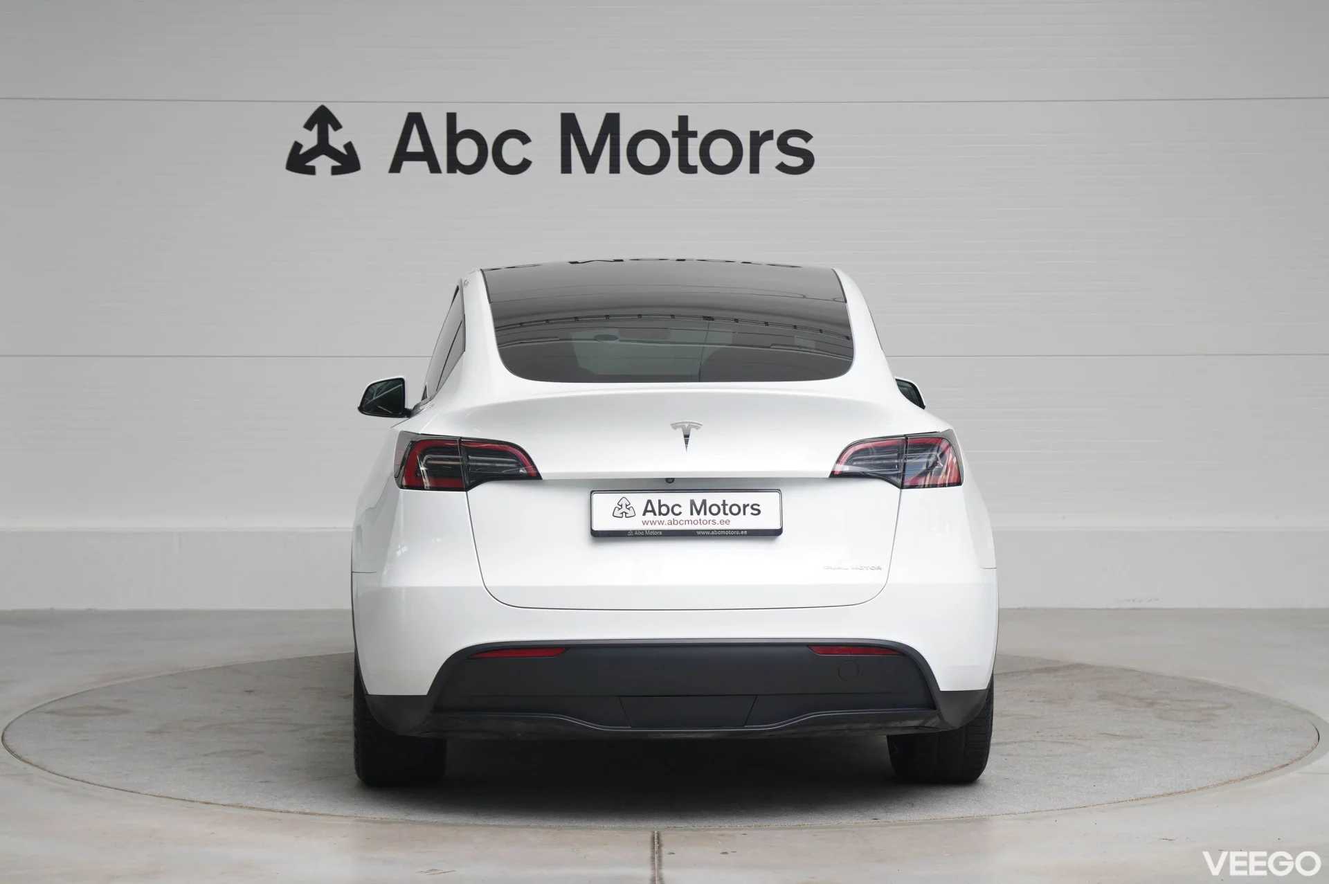 Tesla Model Y LONG RANGE DUAL MOTOR AWD 378kW