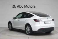 Tesla Model Y LONG RANGE DUAL MOTOR AWD 378kW thumbnail