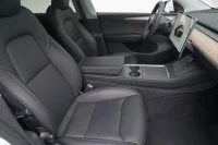 Tesla Model Y LONG RANGE DUAL MOTOR AWD 378kW thumbnail