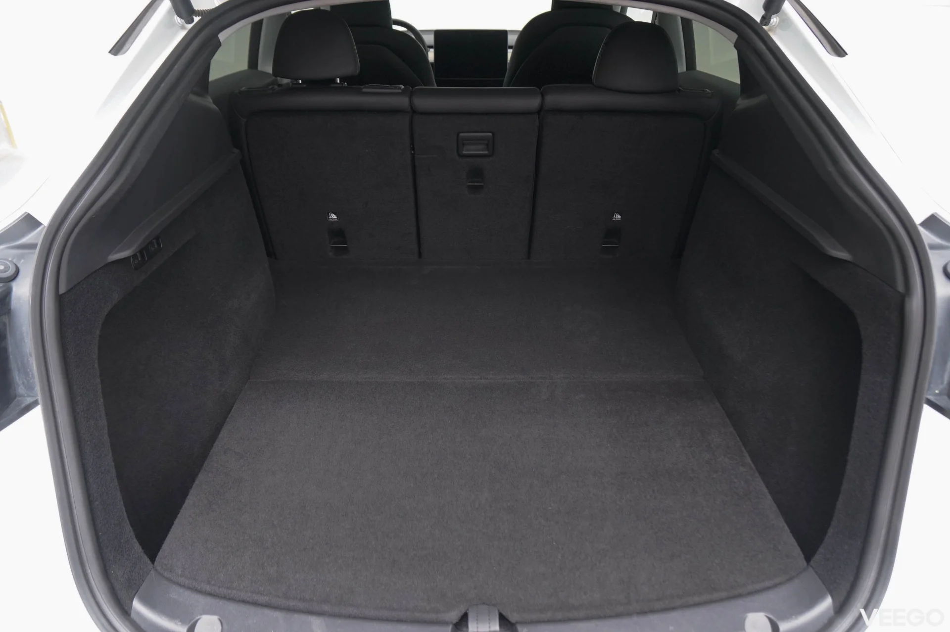 Tesla Model Y LONG RANGE DUAL MOTOR AWD 378kW