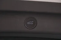 Tesla Model Y LONG RANGE DUAL MOTOR AWD 378kW thumbnail
