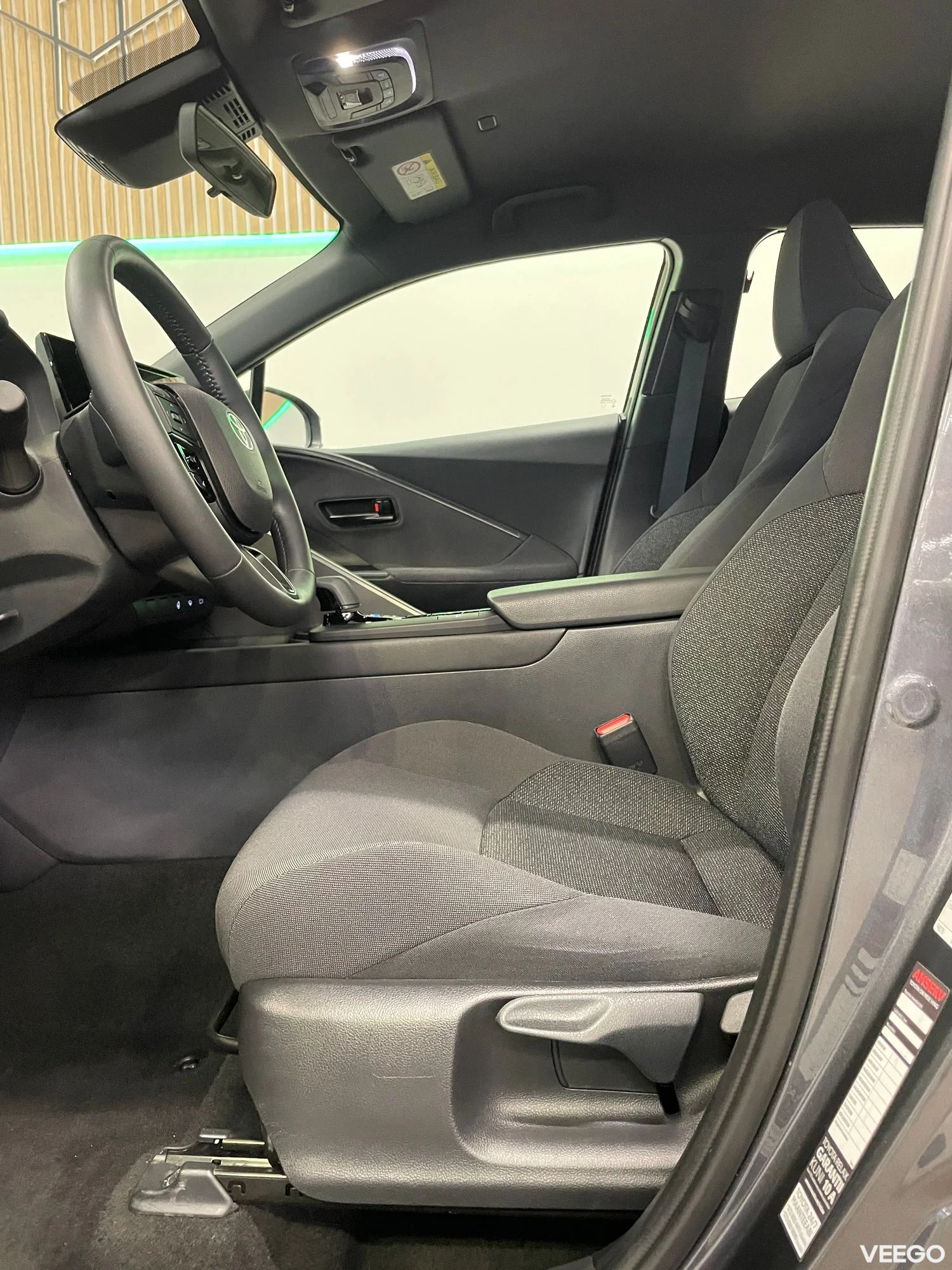 Toyota C-HR - 1.8 72kW
