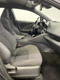 Toyota C-HR - 1.8 72kW thumbnail