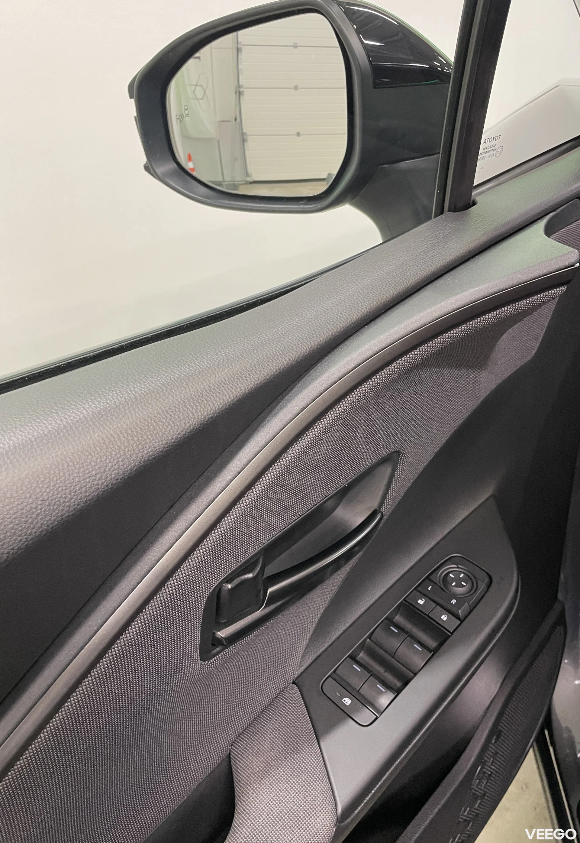 Toyota C-HR - 1.8 72kW