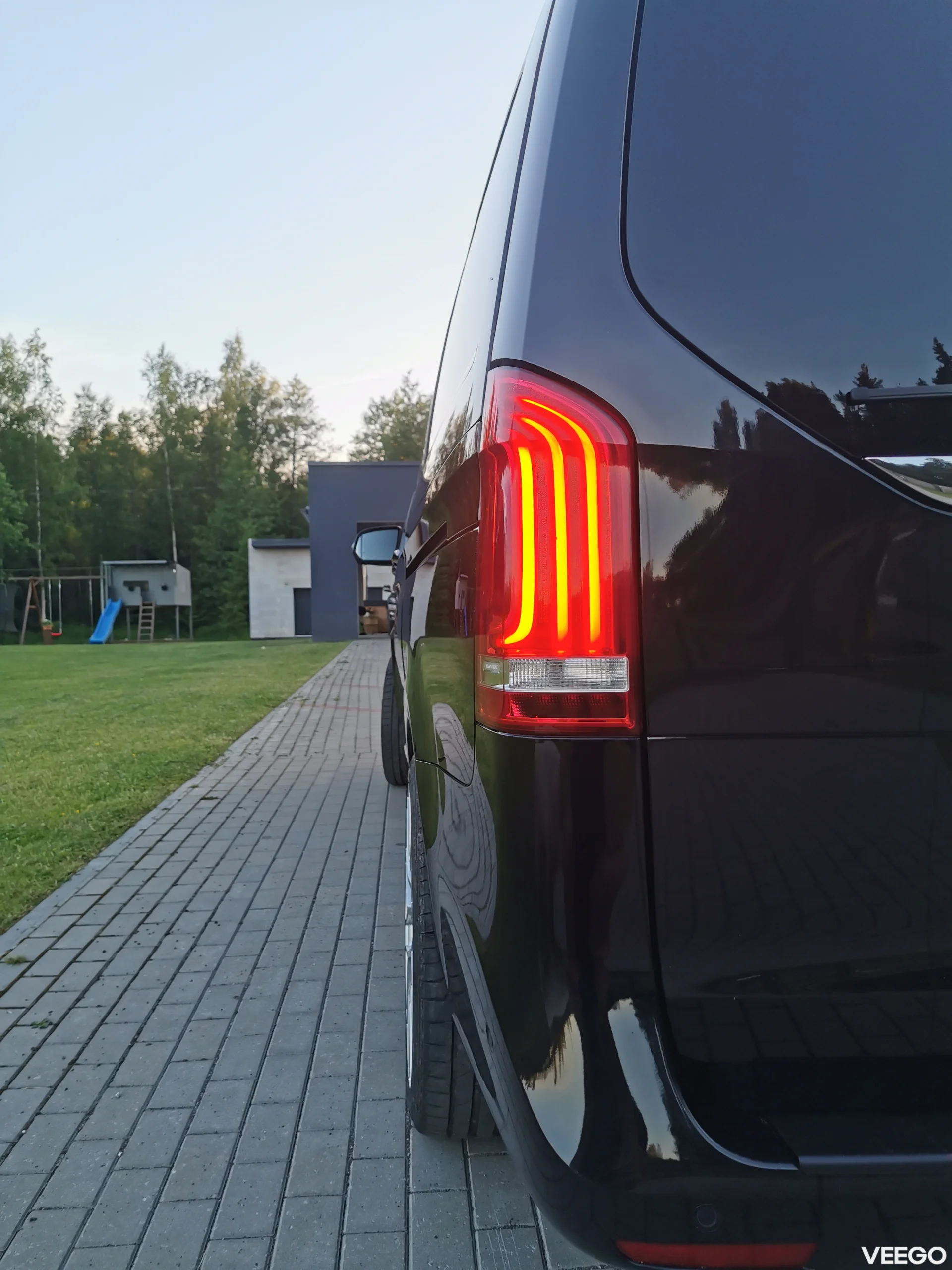 Mercedes-Benz V class 2.0 176kW