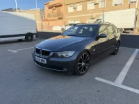 BMW 320 2.0 120kW thumbnail