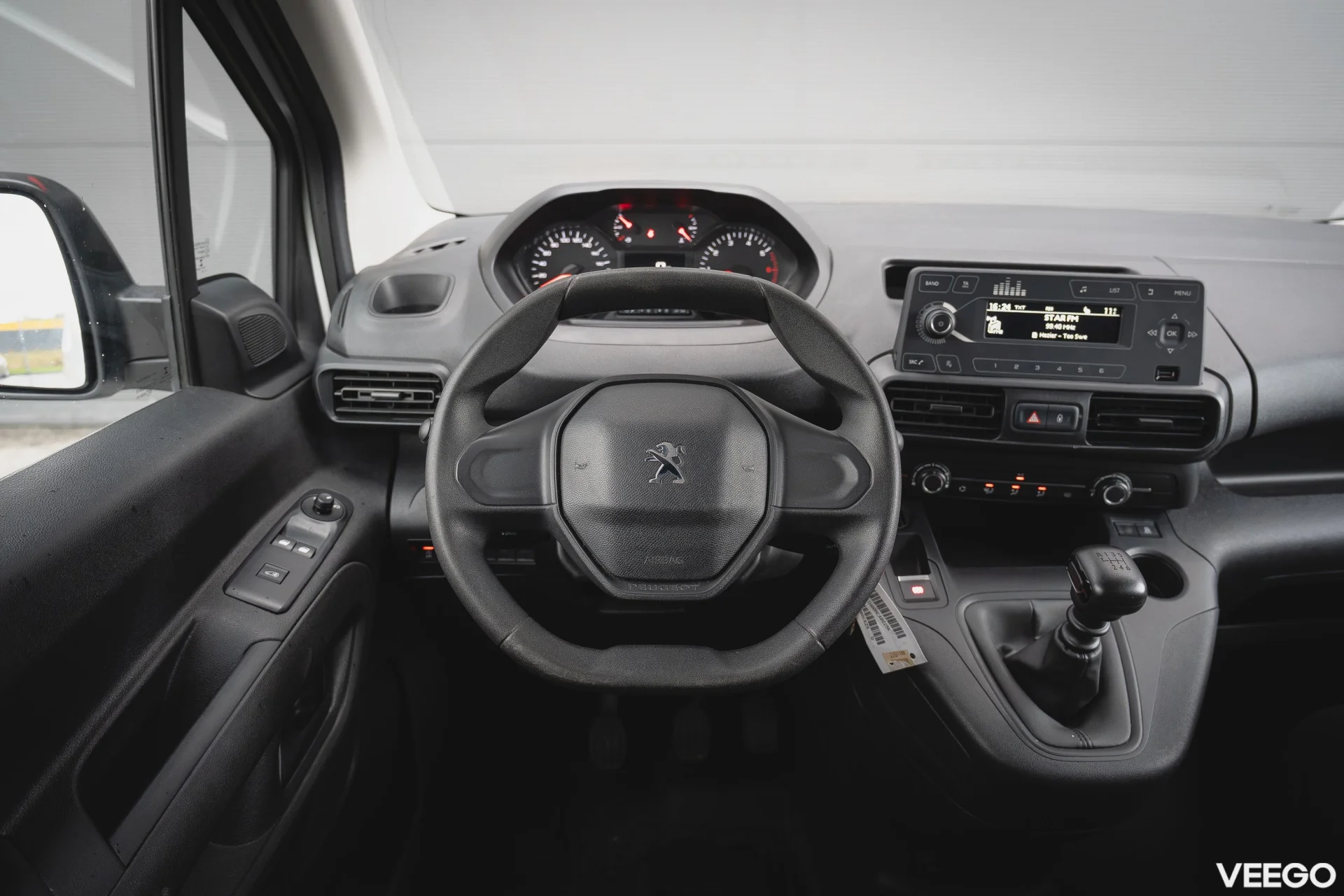 Peugeot Partner Puretech Pro 1.2 81kW