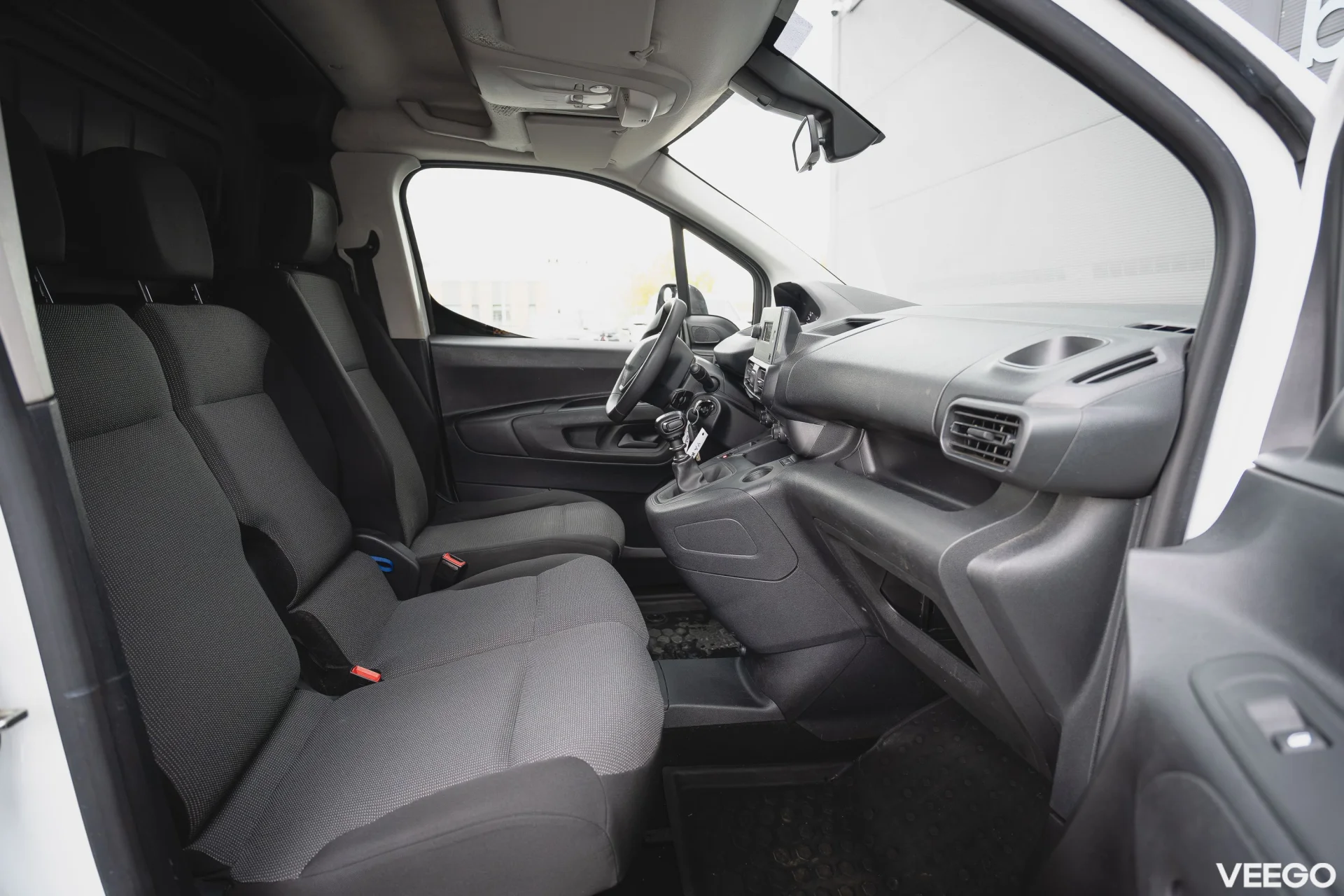 Peugeot Partner Puretech Pro 1.2 81kW