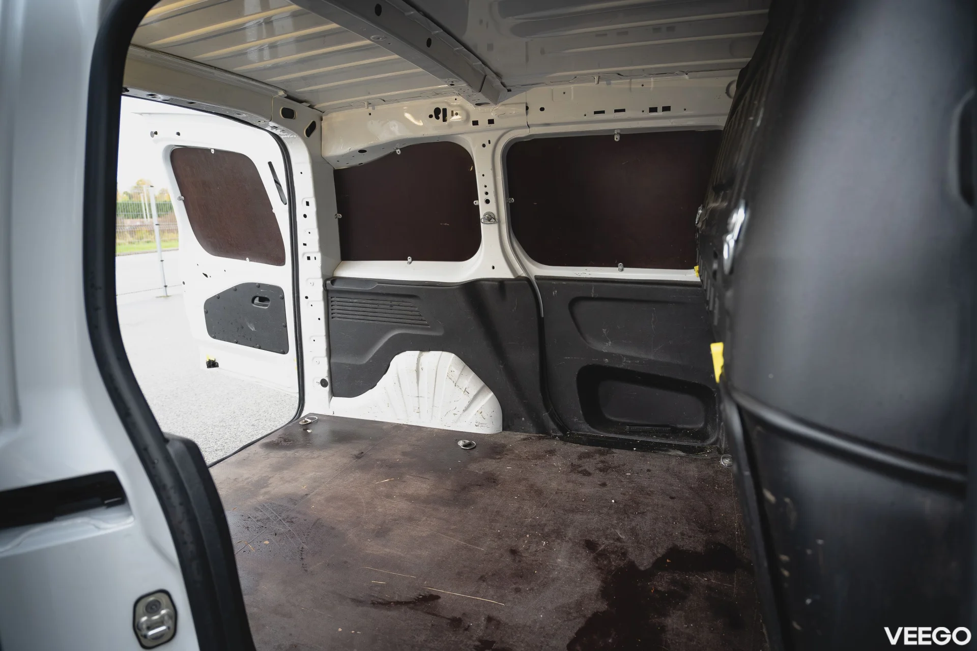Peugeot Partner Puretech Pro 1.2 81kW
