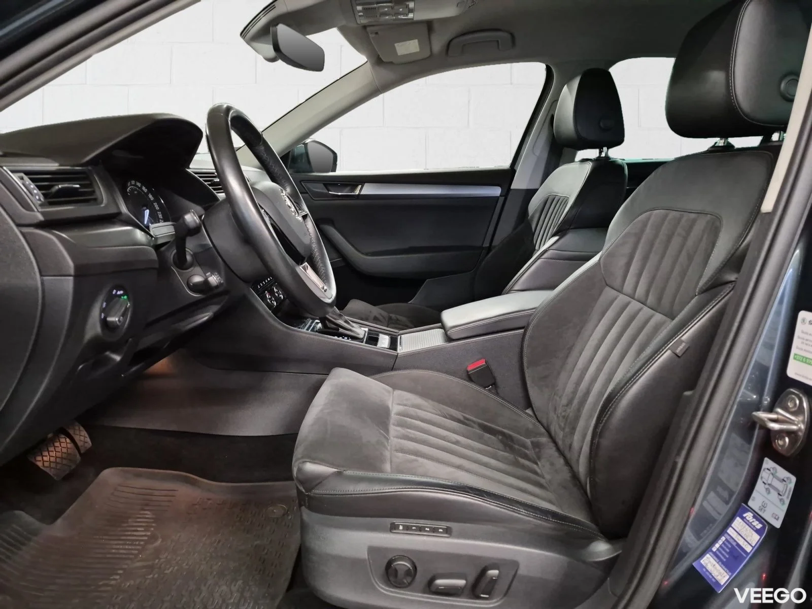Skoda Superb Elegance 1.8 132kW