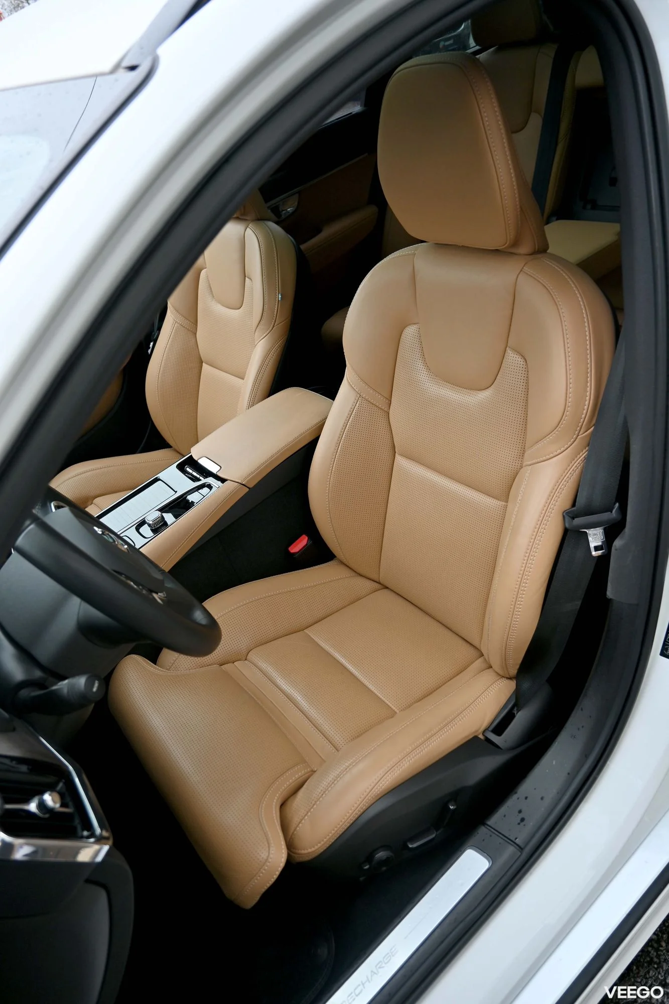 Volvo V90 AWD H&K LUXURY ULTIMATE DARK INTELLI XENIUM FULL 2 293kW