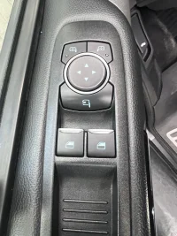 Ford Tourneo Custom 2 136kW thumbnail