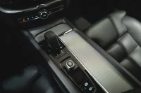 Volvo XC60 2.0 B4 Mild-Hybrid Plus Dark 2WD 2 145kW thumbnail