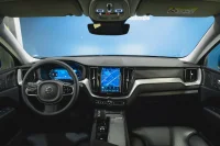 Volvo XC60 2.0 B4 Mild-Hybrid Plus Dark 2WD 2 145kW thumbnail