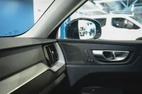 Volvo XC60 2.0 B4 Mild-Hybrid Plus Dark 2WD 2 145kW thumbnail
